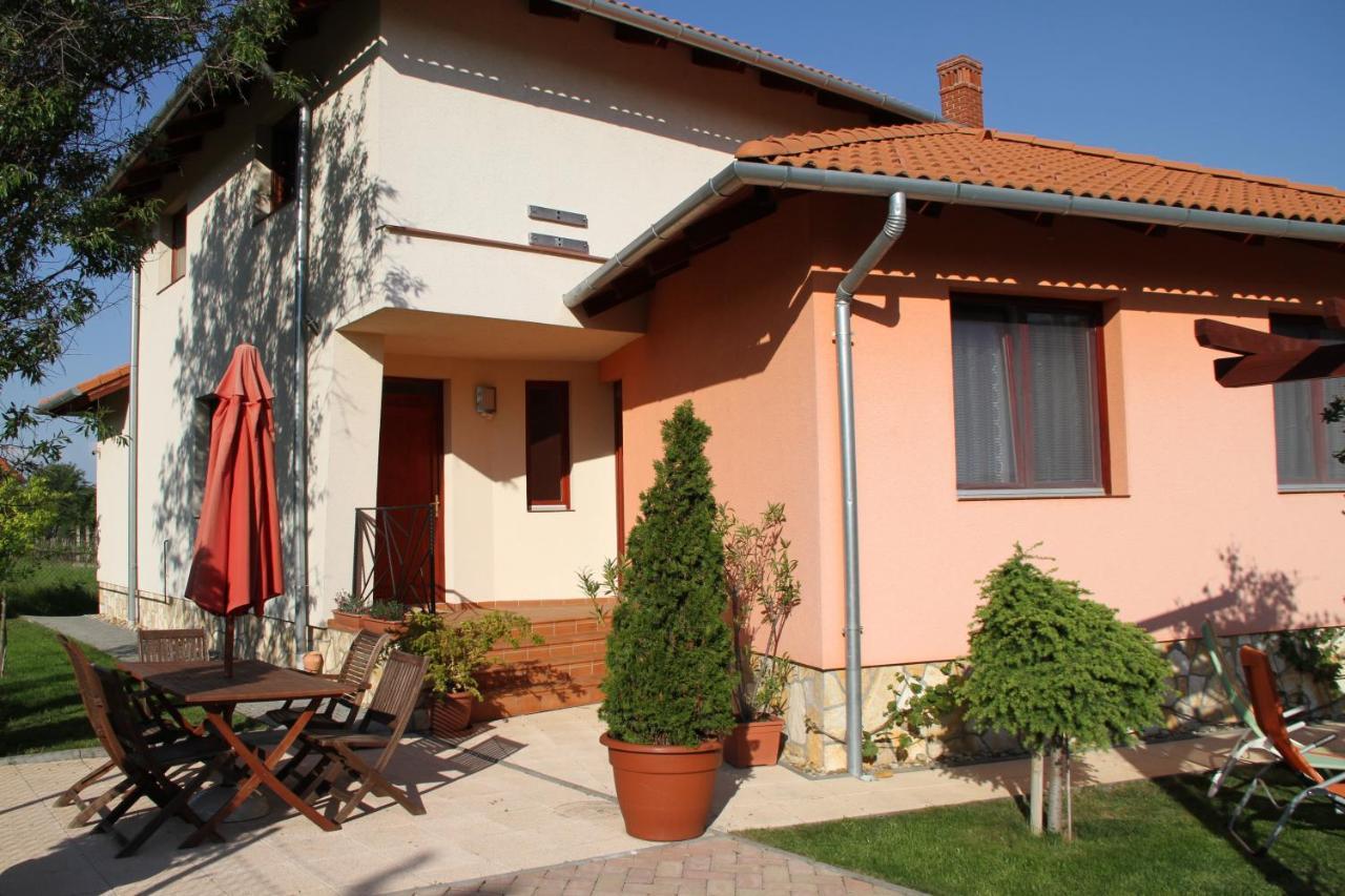 Simon Vendégház Balatongyörök Exterior foto